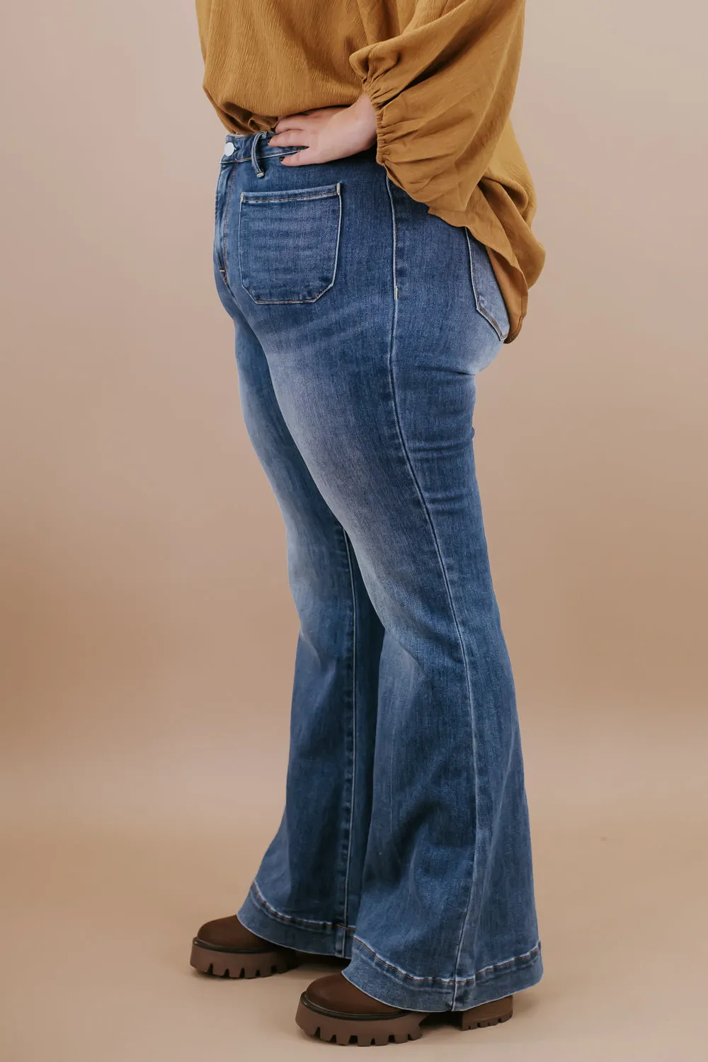 Beau Bell Bottom Trouser, Medium Wash RISEN