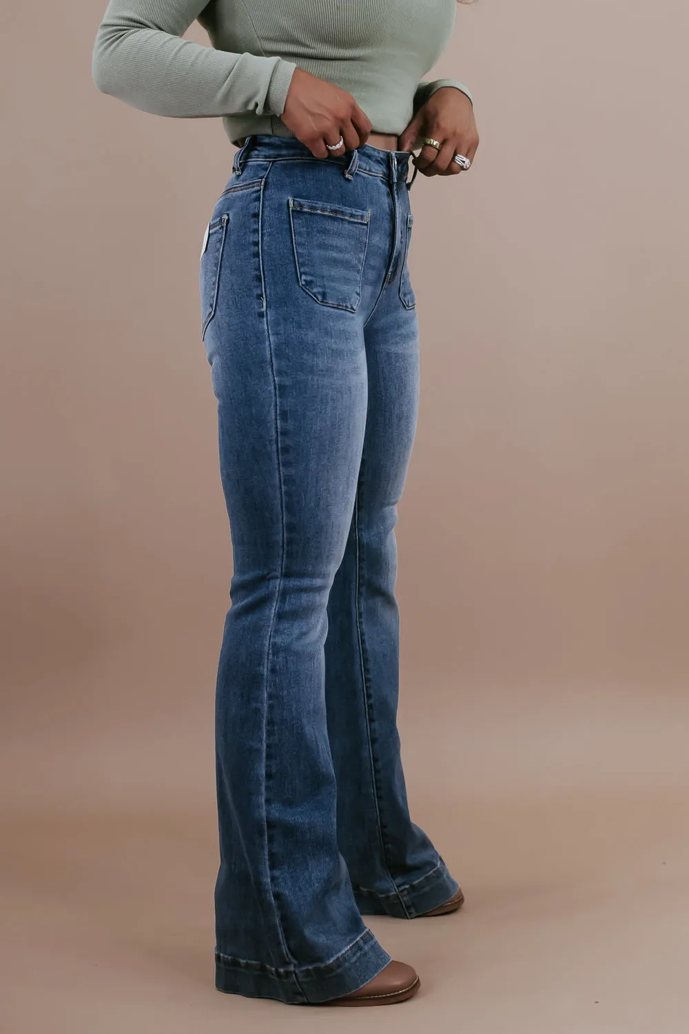 Beau Bell Bottom Trouser, Medium Wash RISEN