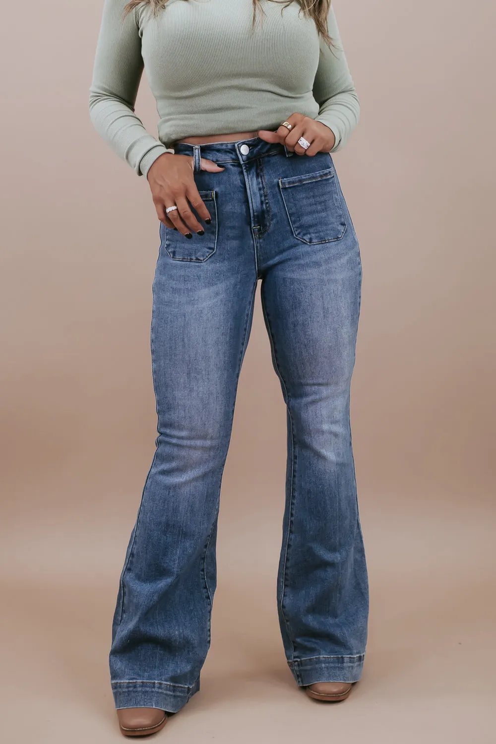 Beau Bell Bottom Trouser, Medium Wash RISEN