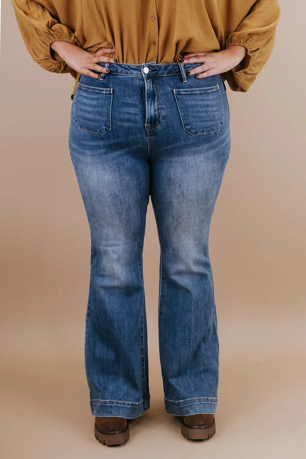 Beau Bell Bottom Trouser, Medium Wash RISEN