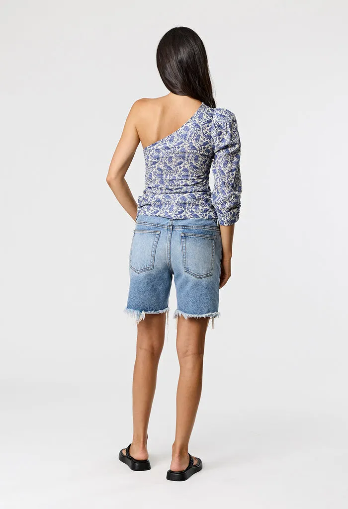 Cassie Top