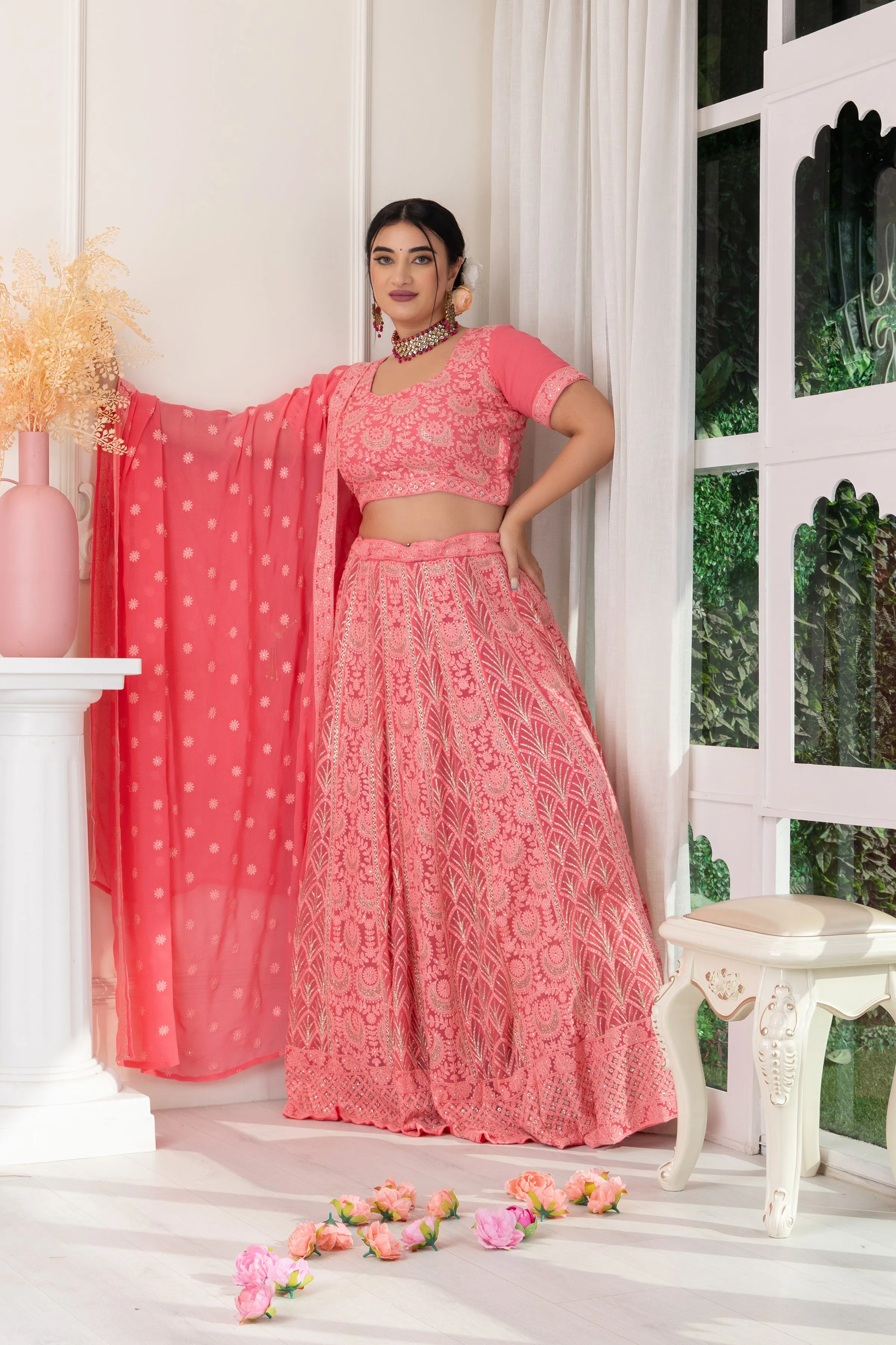 Gulabi Mehak Lucknowi Woven Lehenga