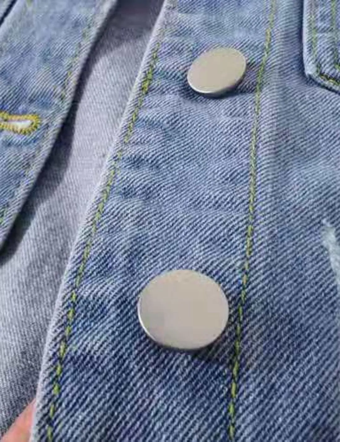 Huang's Women's Classical 3/4 Short Sleeves Button Front Light Wash Denim Jacket