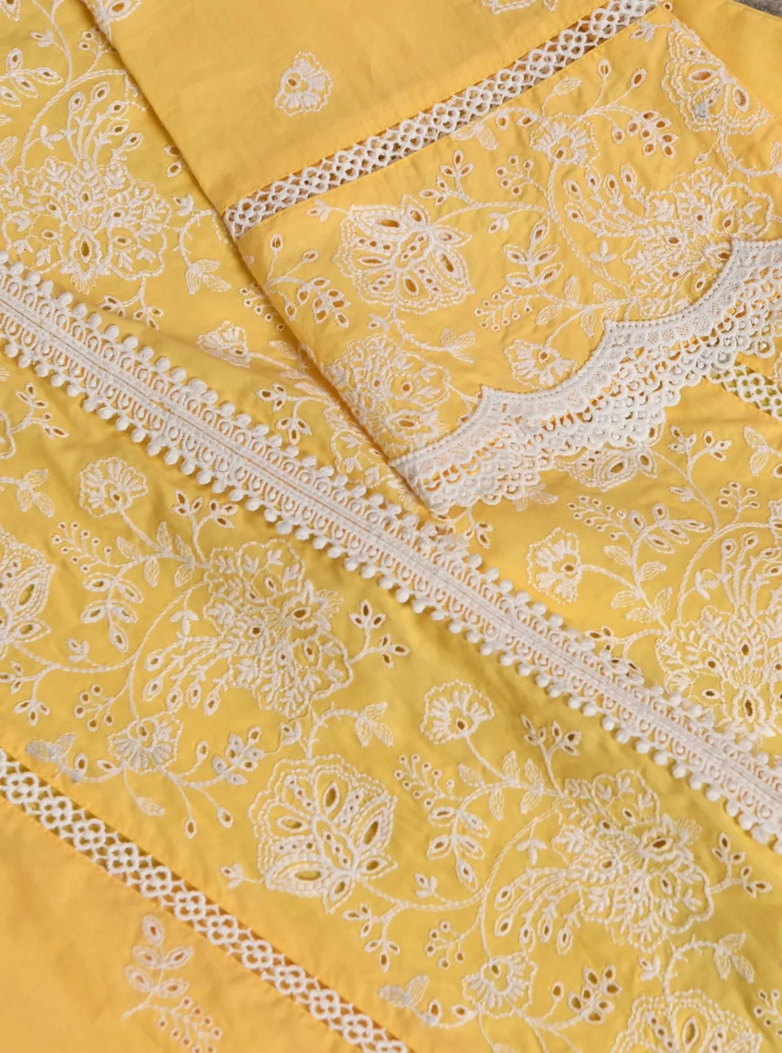 Mulmul Cotton Chester Yellow Kurta With Chester Yellow Pant
