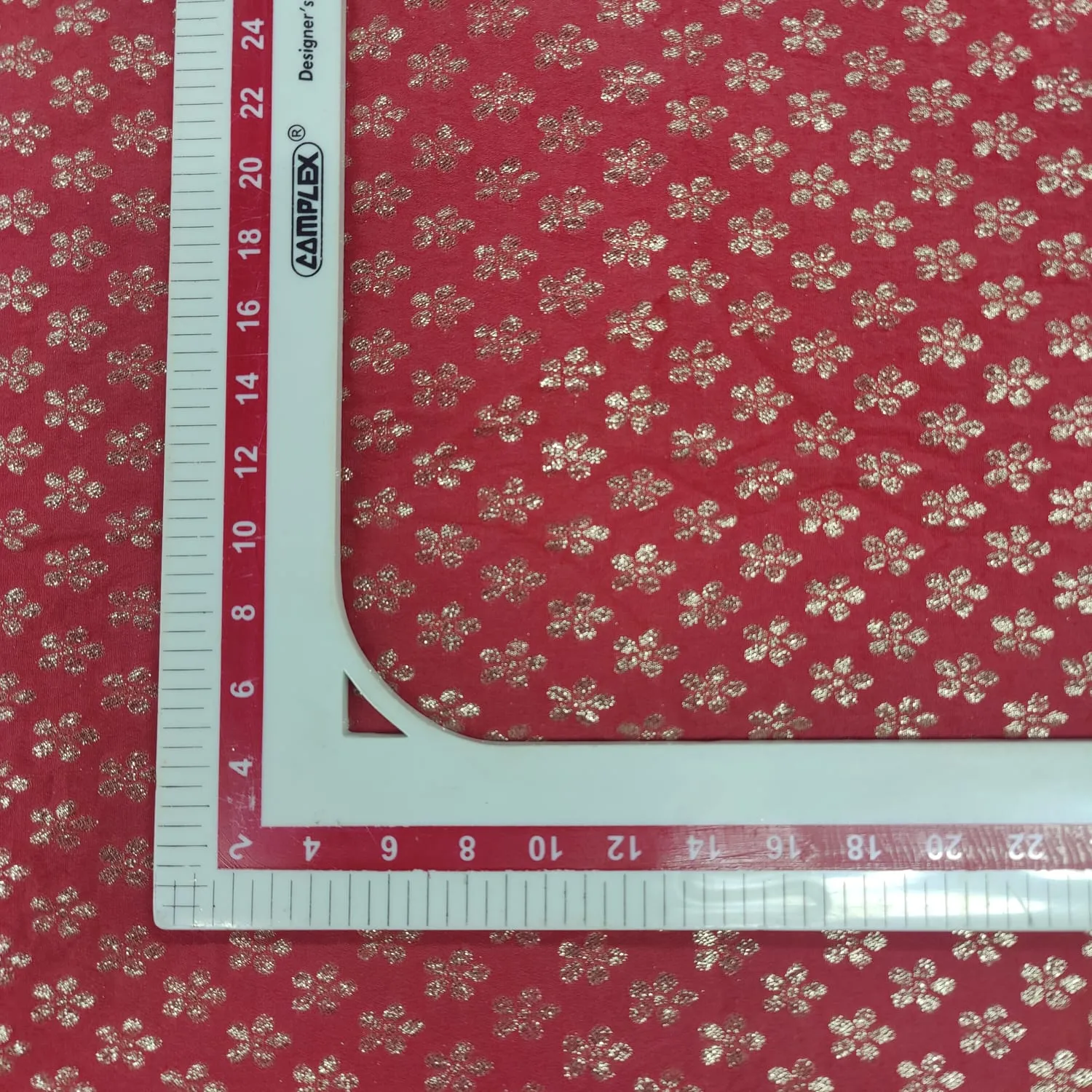 White Jaccquard Viscose Chanderi Dyable Fabric