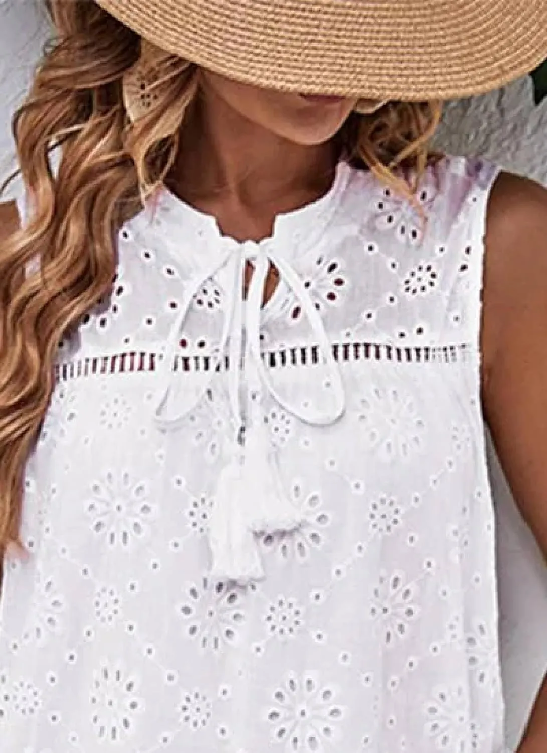 Women's White Solid Sleeveless Crewneck Eyelet Mini Dress with Tie Front Detail Elegant Casual Wear 2025 Summer Fashion
